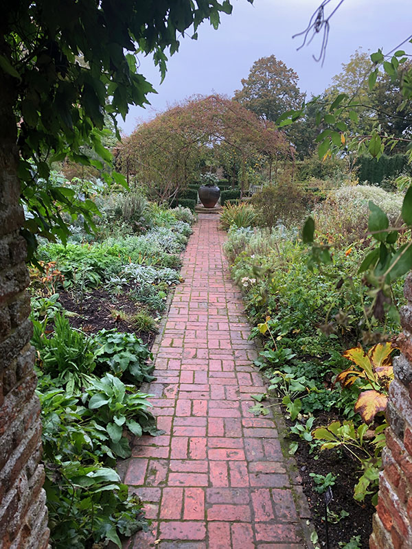 Sissinghurst Castle Garden. Photo twenty-three.